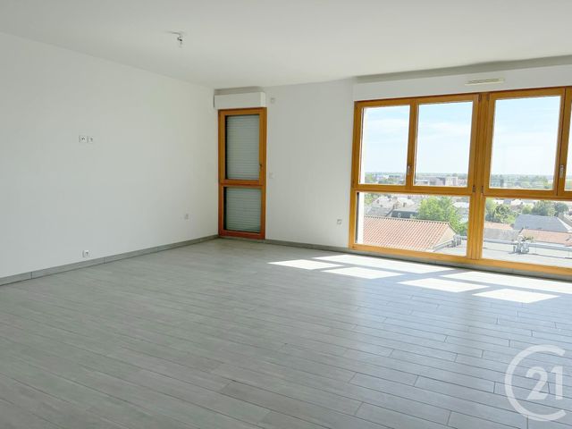 Appartement à vendre - 4 pièces - 121,62 m2 - La Roche Sur Yon - 85 - PAYS-DE-LOIRE