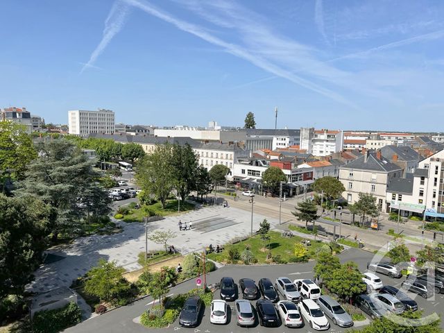 Appartement à vendre - 4 pièces - 121,62 m2 - La Roche Sur Yon - 85 - PAYS-DE-LOIRE