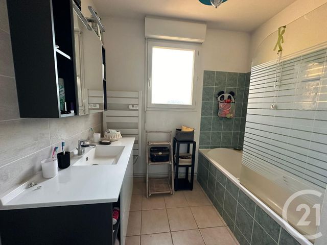 Maison à vendre - 6 pièces - 93 m2 - La Roche Sur Yon - 85 - PAYS-DE-LOIRE