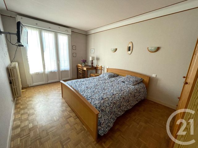 Maison à vendre - 7 pièces - 150 m2 - La Roche Sur Yon - 85 - PAYS-DE-LOIRE