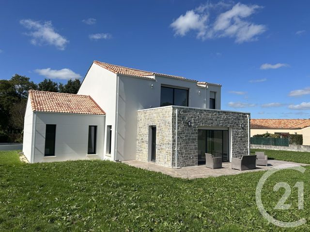 Maison à vendre - 6 pièces - 194 m2 - Les Lucs Sur Boulogne - 85 - PAYS-DE-LOIRE