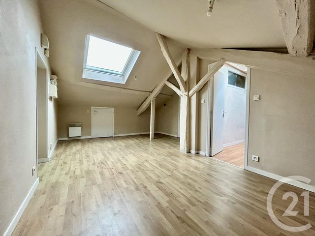 Appartement F1 bis à vendre - 2 pièces - 19,39 m2 - La Roche Sur Yon - 85 - PAYS-DE-LOIRE