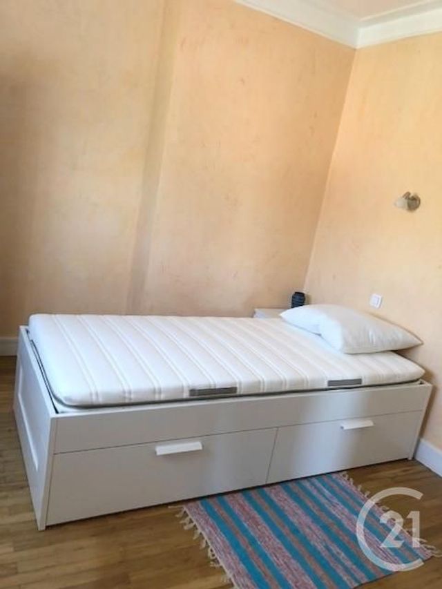 Maison à louer - 7 pièces - 117 m2 - La Roche Sur Yon - 85 - PAYS-DE-LOIRE