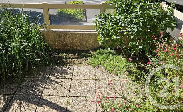 Appartement F3 à louer - 3 pièces - 52,39 m2 - La Roche Sur Yon - 85 - PAYS-DE-LOIRE