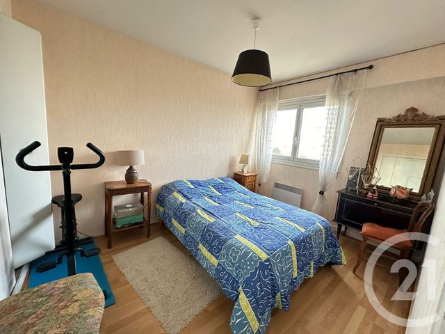 Appartement T4 &agrave; vendre - 4 pi&egrave;ces - 96 m2 - La Roche Sur Yon - 85 - PAYS-DE-LOIRE