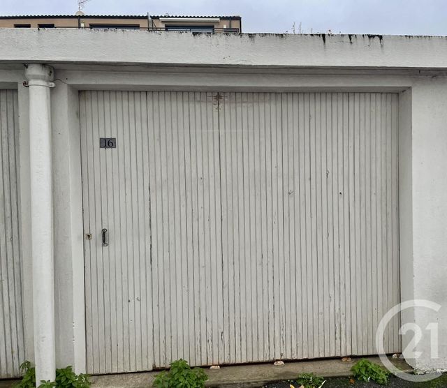 parking - LES SABLES D OLONNE - 85