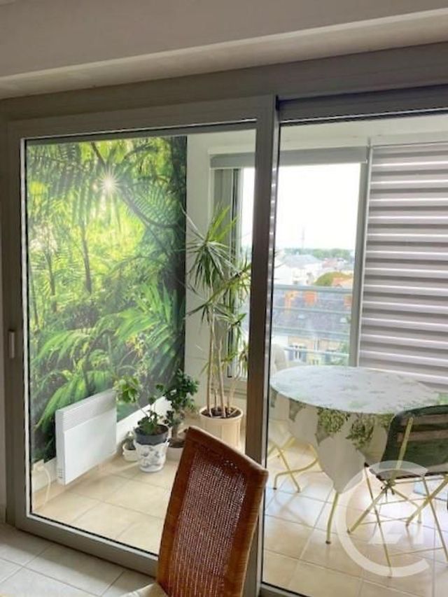 Appartement F5 &agrave; vendre - 5 pi&egrave;ces - 101,66 m2 - La Roche Sur Yon - 85 - PAYS-DE-LOIRE