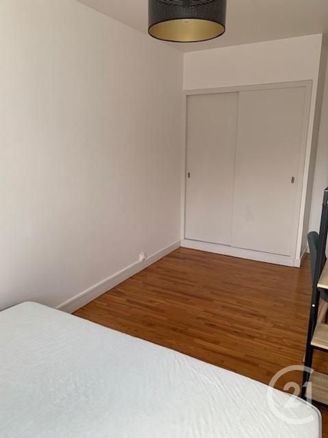 Appartement &agrave; louer - 3 pi&egrave;ces - 57,15 m2 - La Roche Sur Yon - 85 - PAYS-DE-LOIRE