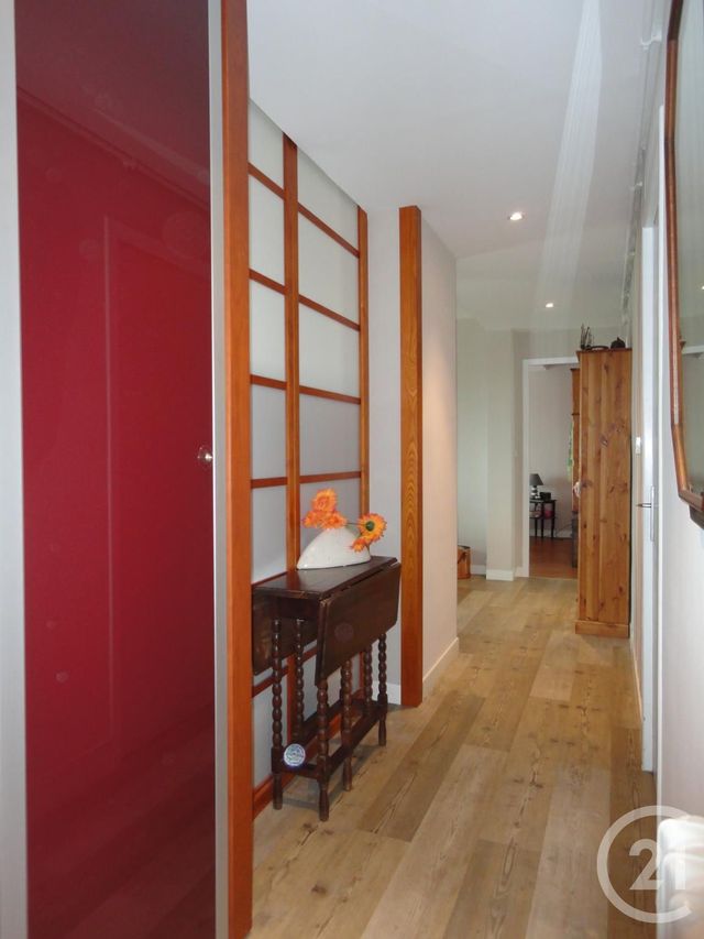 Appartement F3 &agrave; vendre - 3 pi&egrave;ces - 67,45 m2 - La Roche Sur Yon - 85 - PAYS-DE-LOIRE