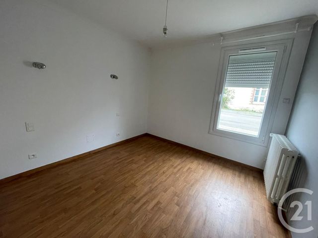 Maison &agrave; louer - 4 pi&egrave;ces - 77,82 m2 - La Roche Sur Yon - 85 - PAYS-DE-LOIRE