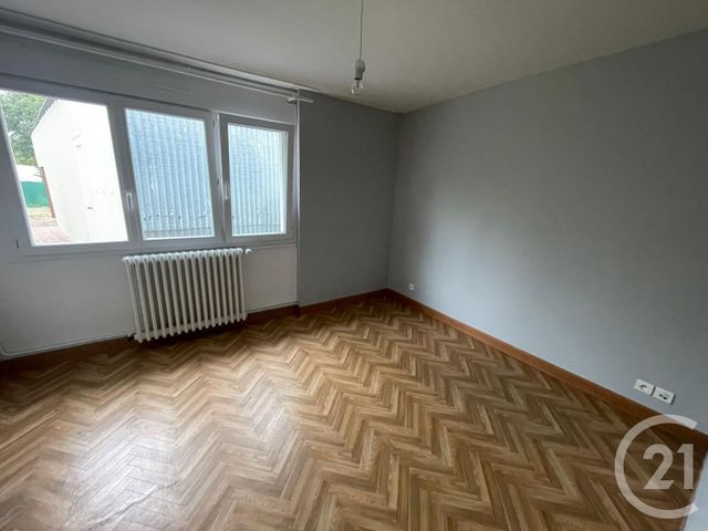 Maison &agrave; louer - 4 pi&egrave;ces - 77,82 m2 - La Roche Sur Yon - 85 - PAYS-DE-LOIRE