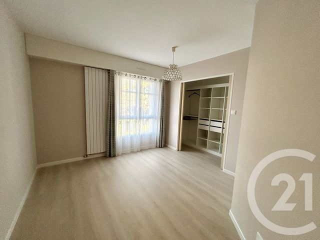 Maison &agrave; vendre - 4 pi&egrave;ces - 95 m2 - La Roche Sur Yon - 85 - PAYS-DE-LOIRE