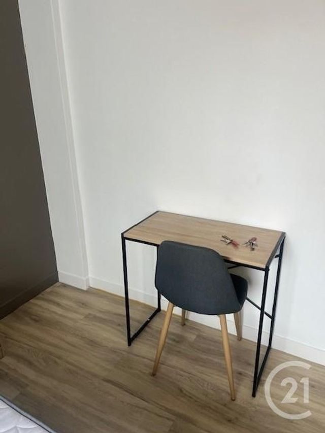 Appartement F3 &agrave; louer - 3 pi&egrave;ces - 66,74 m2 - La Roche Sur Yon - 85 - PAYS-DE-LOIRE