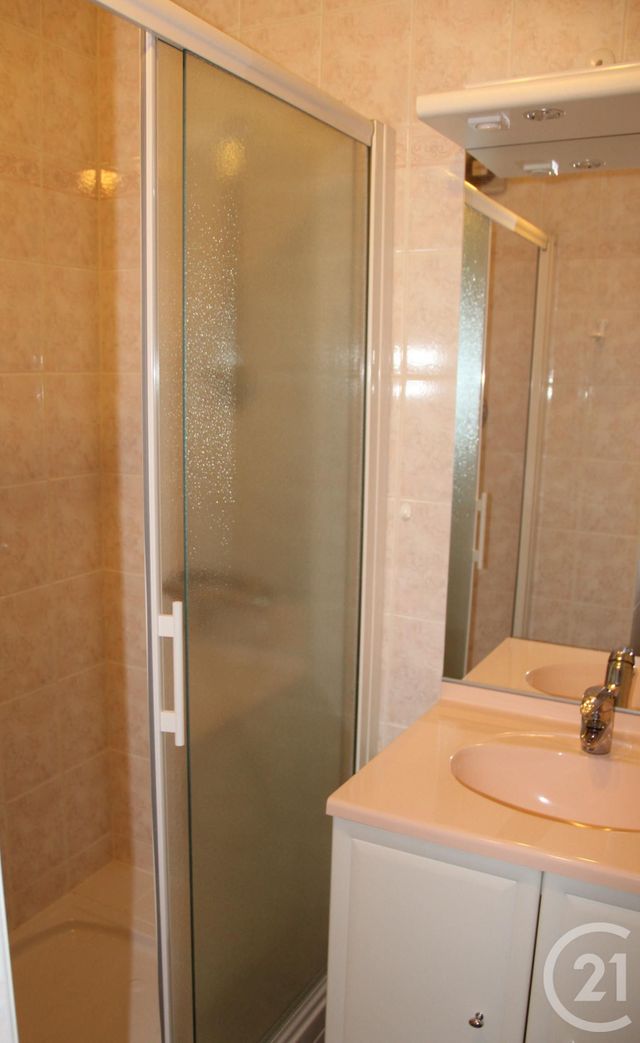 Appartement F4 &agrave; louer - 4 pi&egrave;ces - 74,88 m2 - La Roche Sur Yon - 85 - PAYS-DE-LOIRE