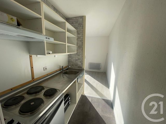Appartement Studio &agrave; vendre - 1 pi&egrave;ce - 21,89 m2 - La Roche Sur Yon - 85 - PAYS-DE-LOIRE
