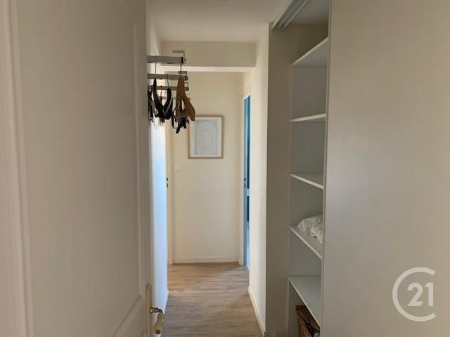 Maison &agrave; louer - 6 pi&egrave;ces - 106,20 m2 - La Roche Sur Yon - 85 - PAYS-DE-LOIRE