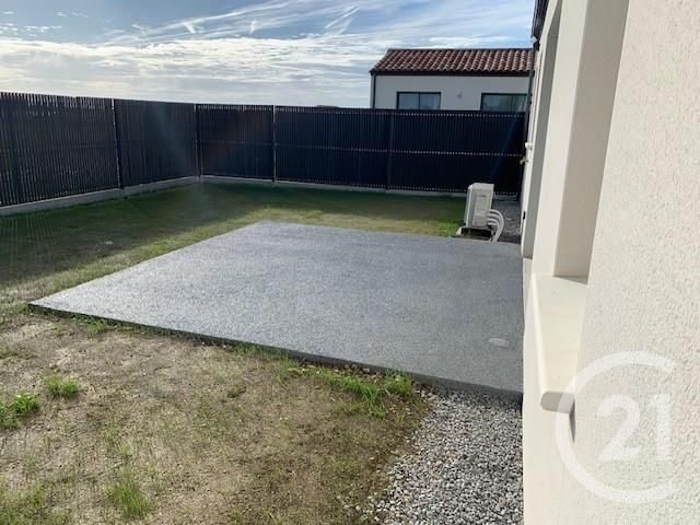 Maison &agrave; louer - 5 pi&egrave;ces - 80 m2 - La Roche Sur Yon - 85 - PAYS-DE-LOIRE