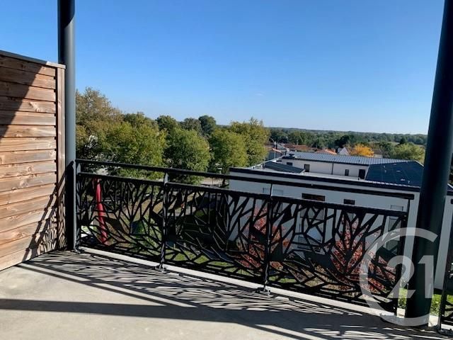 Appartement F3 &agrave; louer - 3 pi&egrave;ces - 71,28 m2 - La Roche Sur Yon - 85 - PAYS-DE-LOIRE