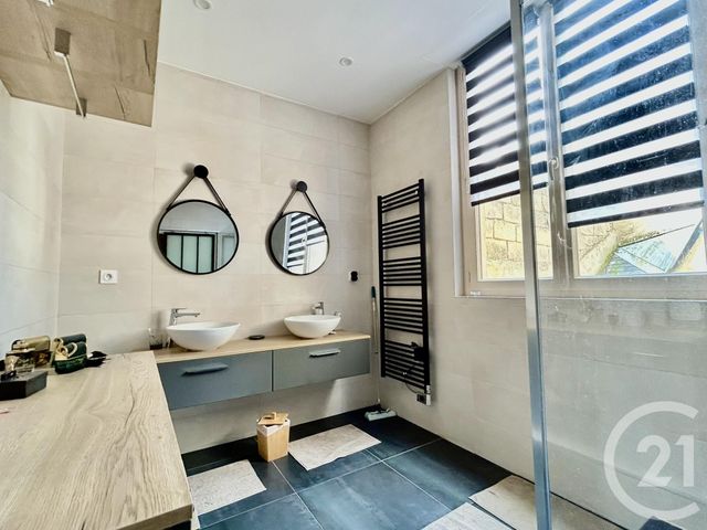 Appartement F3 &agrave; vendre - 3 pi&egrave;ces - 107,54 m2 - La Roche Sur Yon - 85 - PAYS-DE-LOIRE