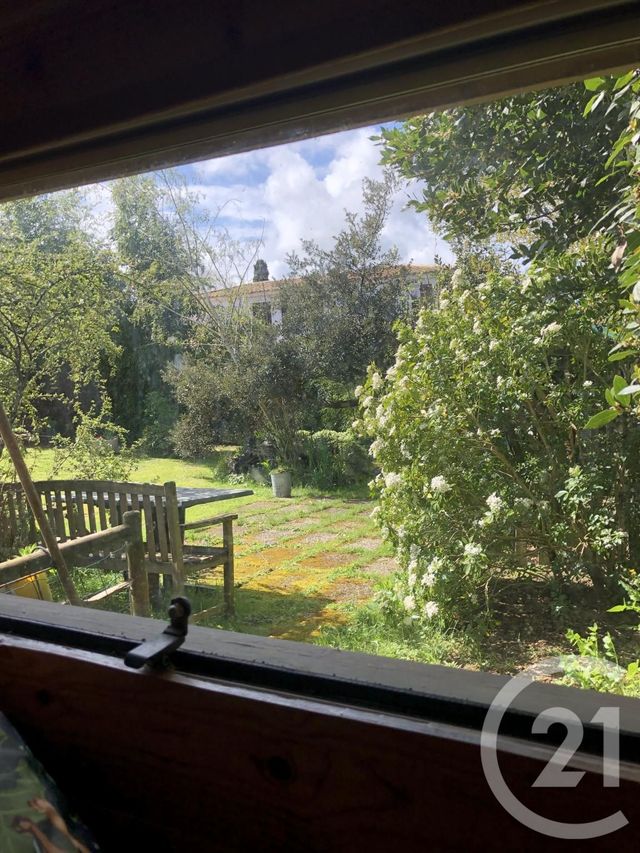 Maison &agrave; louer - 5 pi&egrave;ces - 135,13 m2 - La Roche Sur Yon - 85 - PAYS-DE-LOIRE