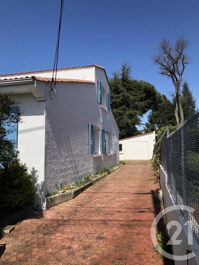 Maison &agrave; louer - 5 pi&egrave;ces - 135,13 m2 - La Roche Sur Yon - 85 - PAYS-DE-LOIRE