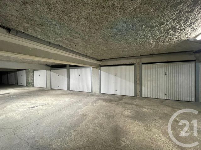 Appartement F3 &agrave; louer - 3 pi&egrave;ces - 65 m2 - La Roche Sur Yon - 85 - PAYS-DE-LOIRE