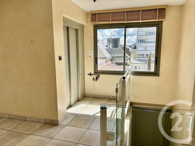 Appartement F6 &agrave; vendre - 6 pi&egrave;ces - 193 m2 - La Roche Sur Yon - 85 - PAYS-DE-LOIRE