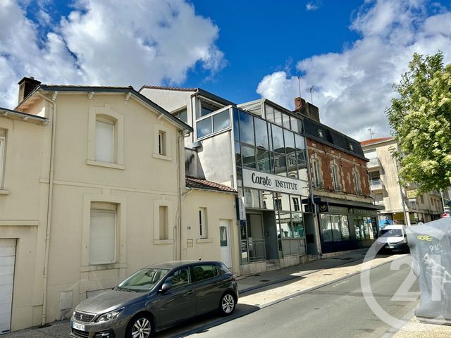 Appartement F6 &agrave; vendre - 6 pi&egrave;ces - 193 m2 - La Roche Sur Yon - 85 - PAYS-DE-LOIRE