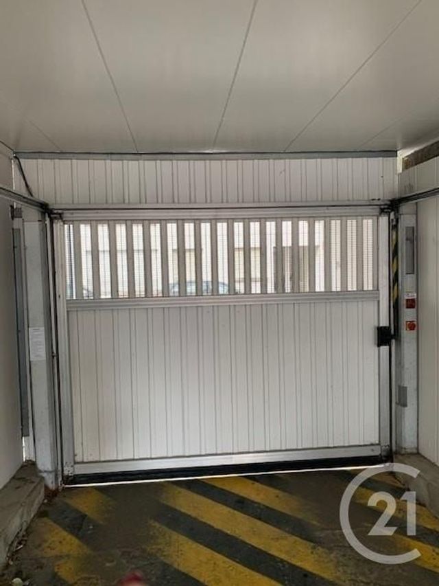 Appartement &agrave; louer - 3 pi&egrave;ces - 67 m2 - La Roche Sur Yon - 85 - PAYS-DE-LOIRE