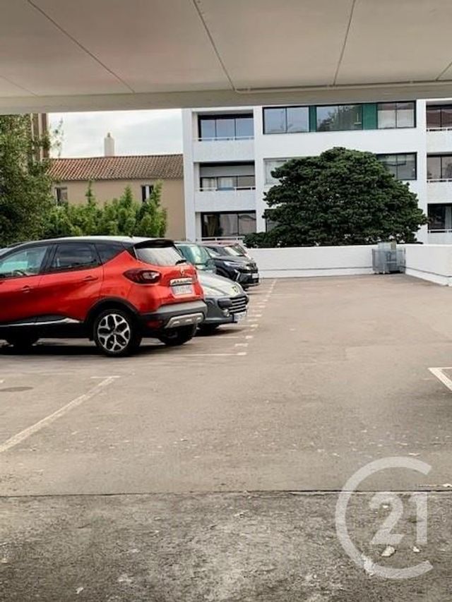 Appartement &agrave; louer - 3 pi&egrave;ces - 67 m2 - La Roche Sur Yon - 85 - PAYS-DE-LOIRE