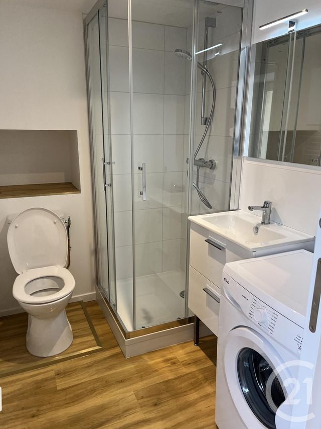 Appartement F1 &agrave; louer - 1 pi&egrave;ce - 27 m2 - La Roche Sur Yon - 85 - PAYS-DE-LOIRE