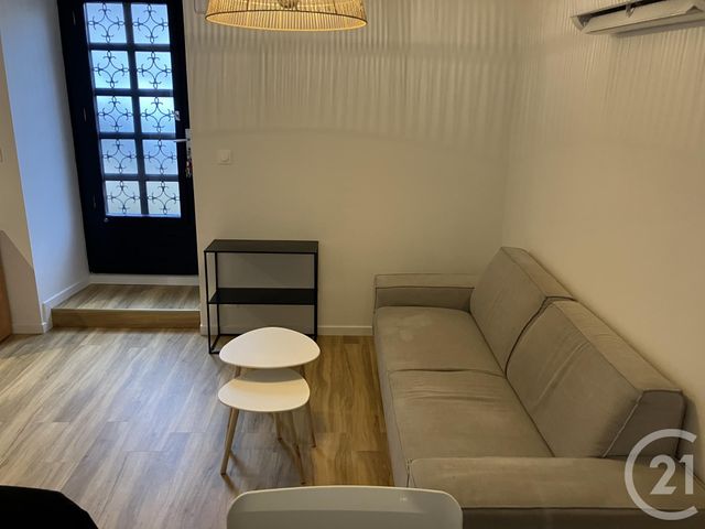 Appartement F1 &agrave; louer - 1 pi&egrave;ce - 27 m2 - La Roche Sur Yon - 85 - PAYS-DE-LOIRE