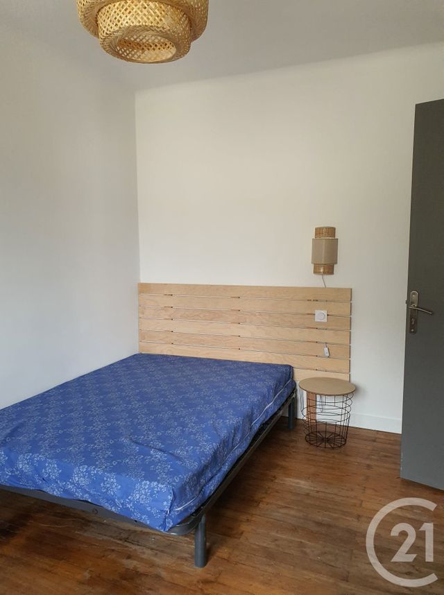 Maison &agrave; louer - 8 pi&egrave;ces - 133,14 m2 - La Roche Sur Yon - 85 - PAYS-DE-LOIRE