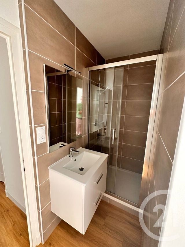 Appartement F4 &agrave; vendre - 4 pi&egrave;ces - 88,77 m2 - La Roche Sur Yon - 85 - PAYS-DE-LOIRE