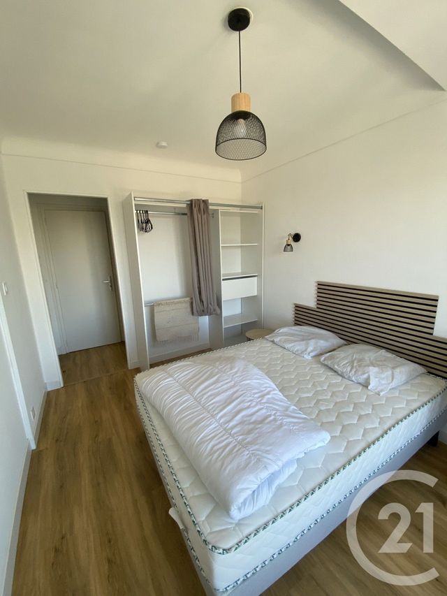 Appartement F4 &agrave; vendre - 4 pi&egrave;ces - 88,77 m2 - La Roche Sur Yon - 85 - PAYS-DE-LOIRE