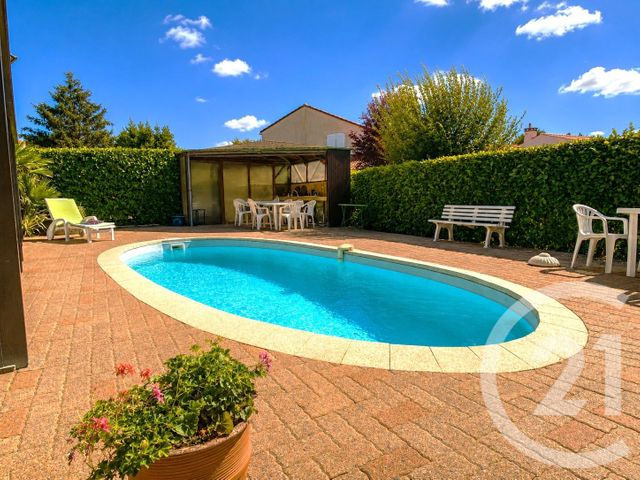 Maison &agrave; vendre - 6 pi&egrave;ces - 158,21 m2 - La Roche Sur Yon - 85 - PAYS-DE-LOIRE