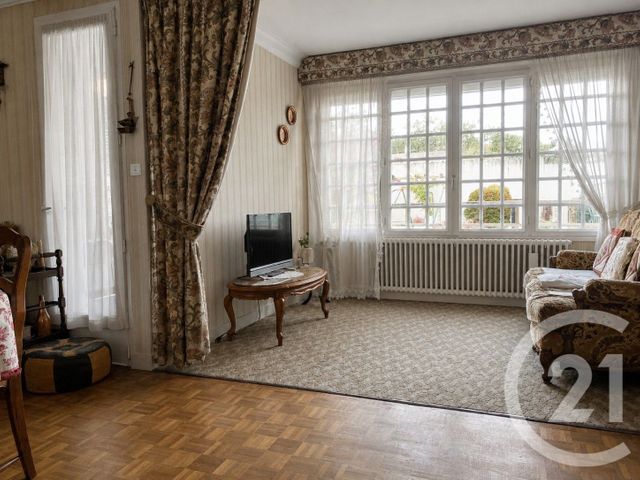 Maison &agrave; vendre - 6 pi&egrave;ces - 119 m2 - La Roche Sur Yon - 85 - PAYS-DE-LOIRE