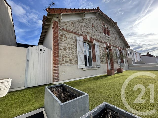 Maison &agrave; vendre - 5 pi&egrave;ces - 129 m2 - La Roche Sur Yon - 85 - PAYS-DE-LOIRE