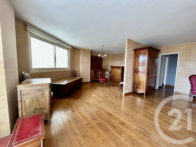 Appartement F3 bis &agrave; vendre - 4 pi&egrave;ces - 98,20 m2 - La Roche Sur Yon - 85 - PAYS-DE-LOIRE