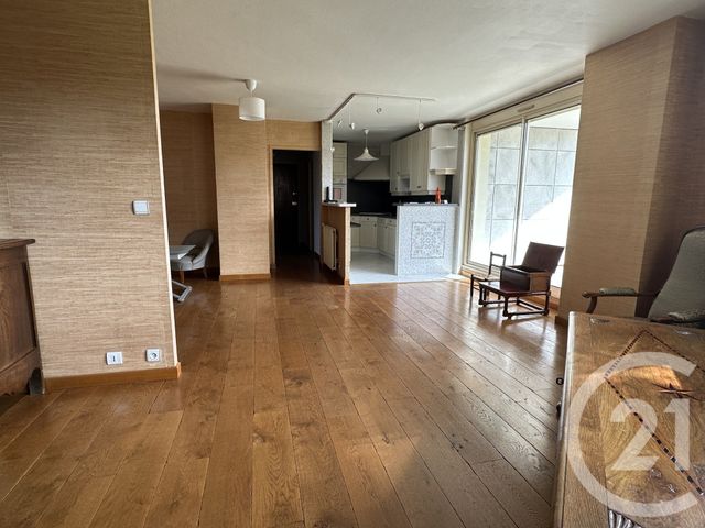 Appartement F3 bis &agrave; vendre - 4 pi&egrave;ces - 98,20 m2 - La Roche Sur Yon - 85 - PAYS-DE-LOIRE