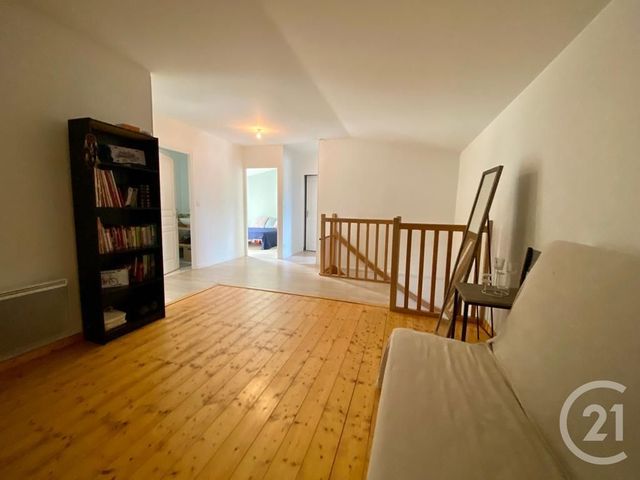 Maison &agrave; louer - 5 pi&egrave;ces - 91,32 m2 - La Roche Sur Yon - 85 - PAYS-DE-LOIRE