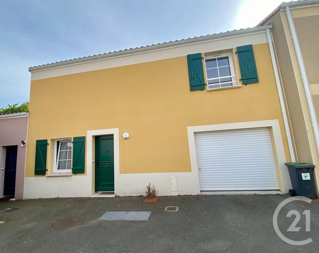Maison &agrave; louer - 5 pi&egrave;ces - 91,32 m2 - La Roche Sur Yon - 85 - PAYS-DE-LOIRE