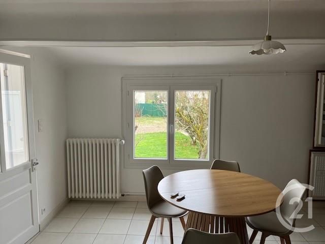 Maison &agrave; louer - 4 pi&egrave;ces - 77,82 m2 - La Roche Sur Yon - 85 - PAYS-DE-LOIRE