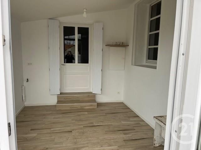 Maison &agrave; louer - 4 pi&egrave;ces - 77,82 m2 - La Roche Sur Yon - 85 - PAYS-DE-LOIRE