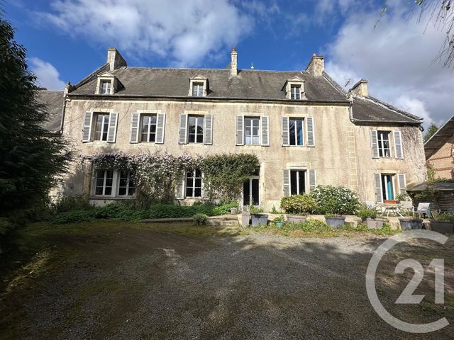 Maison à vendre - 11 pièces - 303,40 m2 - Ussy - 14 - BASSE-NORMANDIE