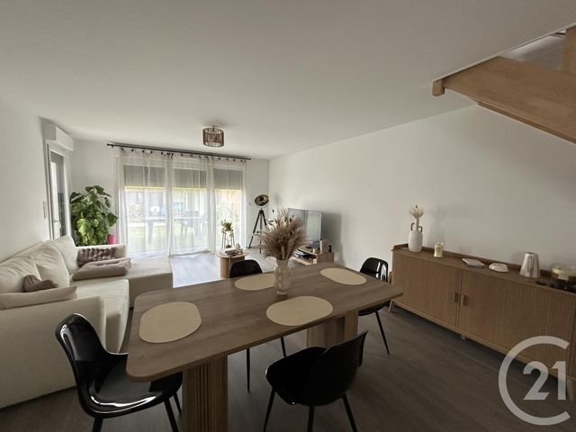Maison &agrave; louer - 4 pi&egrave;ces - 85,12 m2 - Ifs - 14 - BASSE-NORMANDIE