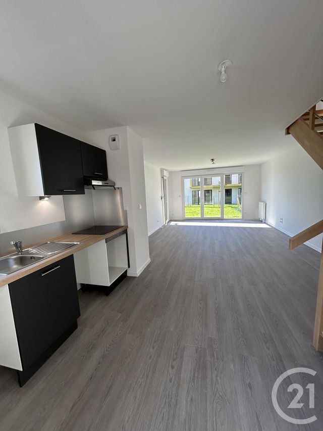 Maison &agrave; louer - 4 pi&egrave;ces - 85,12 m2 - Ifs - 14 - BASSE-NORMANDIE