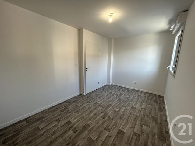 Maison &agrave; louer - 4 pi&egrave;ces - 85,12 m2 - Ifs - 14 - BASSE-NORMANDIE