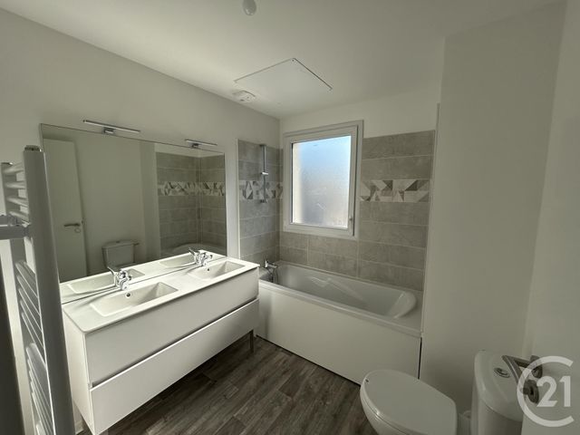 Maison &agrave; louer - 4 pi&egrave;ces - 85,12 m2 - Ifs - 14 - BASSE-NORMANDIE