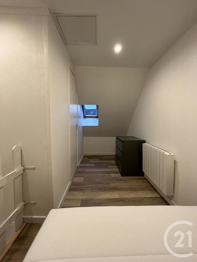 Appartement Duplex &agrave; louer - 2 pi&egrave;ces - 23 m2 - Falaise - 14 - BASSE-NORMANDIE